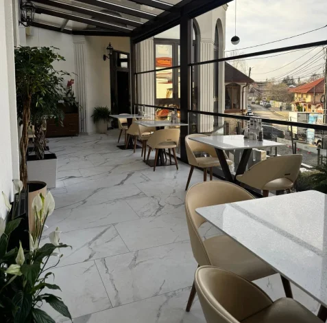 Ресторан «Жайворонок - Pacsirta»